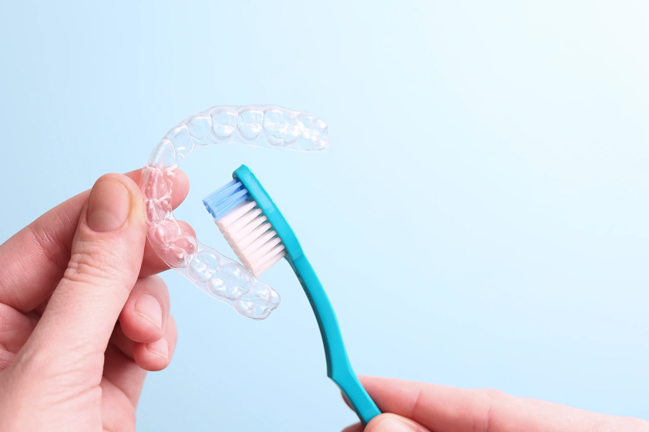 How to Clean Invisalign? Banner